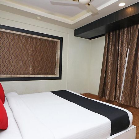 Hotel Emerald Kolkata Eksteriør bilde