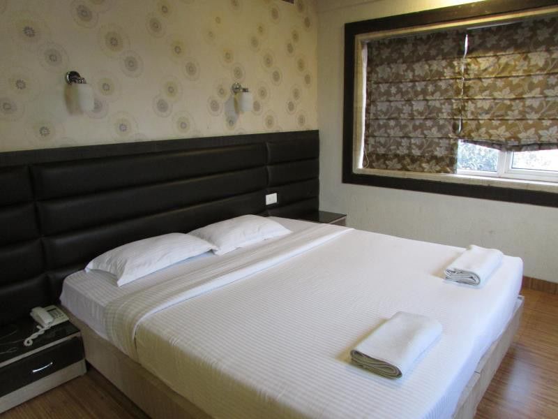 Hotel Emerald Kolkata Eksteriør bilde