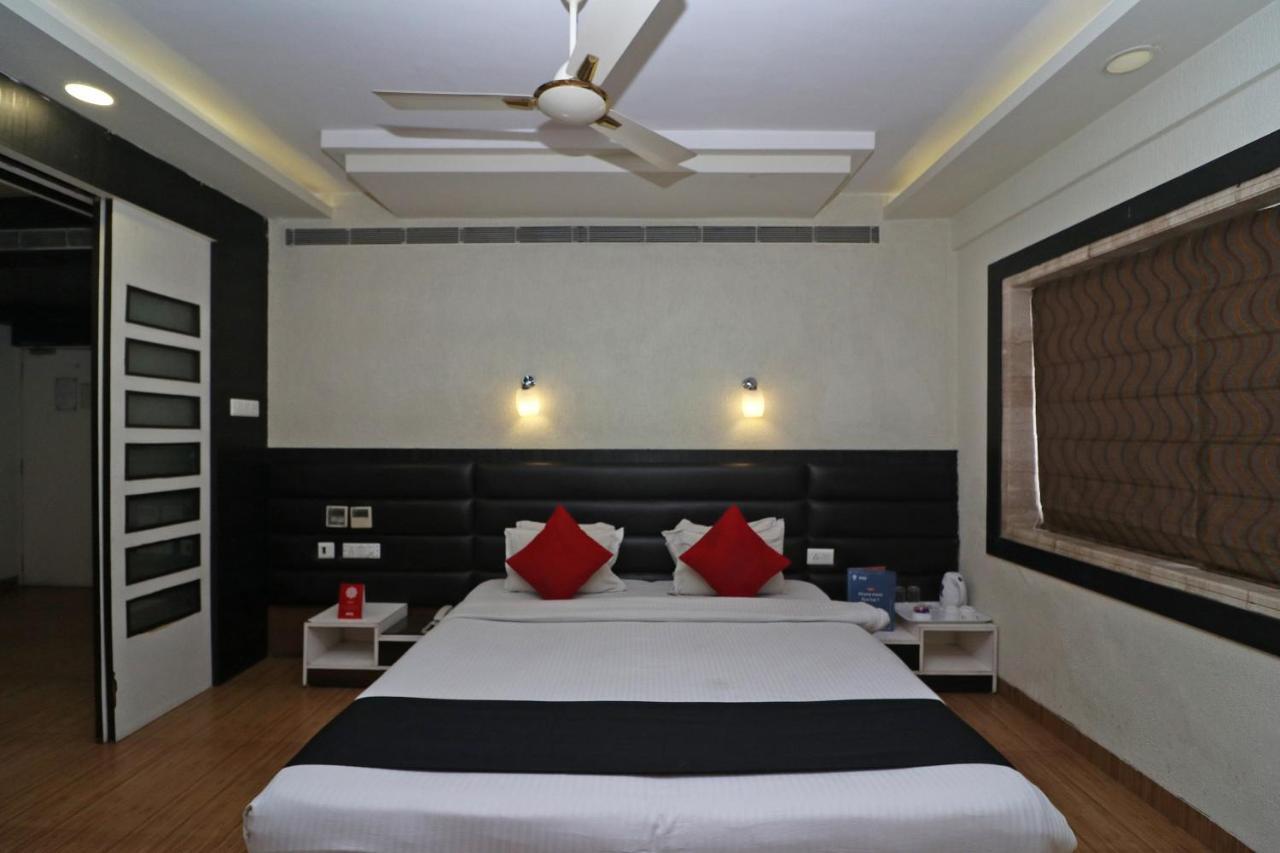 Hotel Emerald Kolkata Eksteriør bilde